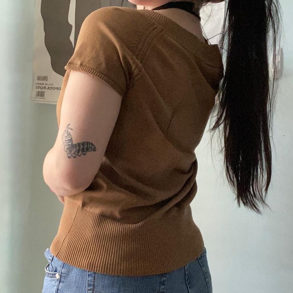 Light Brown V Neck Top sz L/XL - Picture 3 of 4